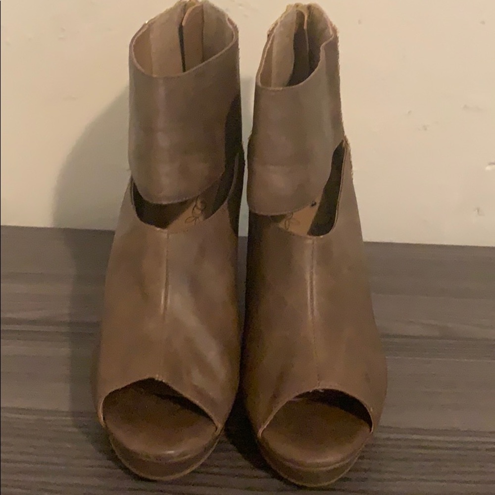 Arizona Jeans Women’s Wedges/ SIZE 10